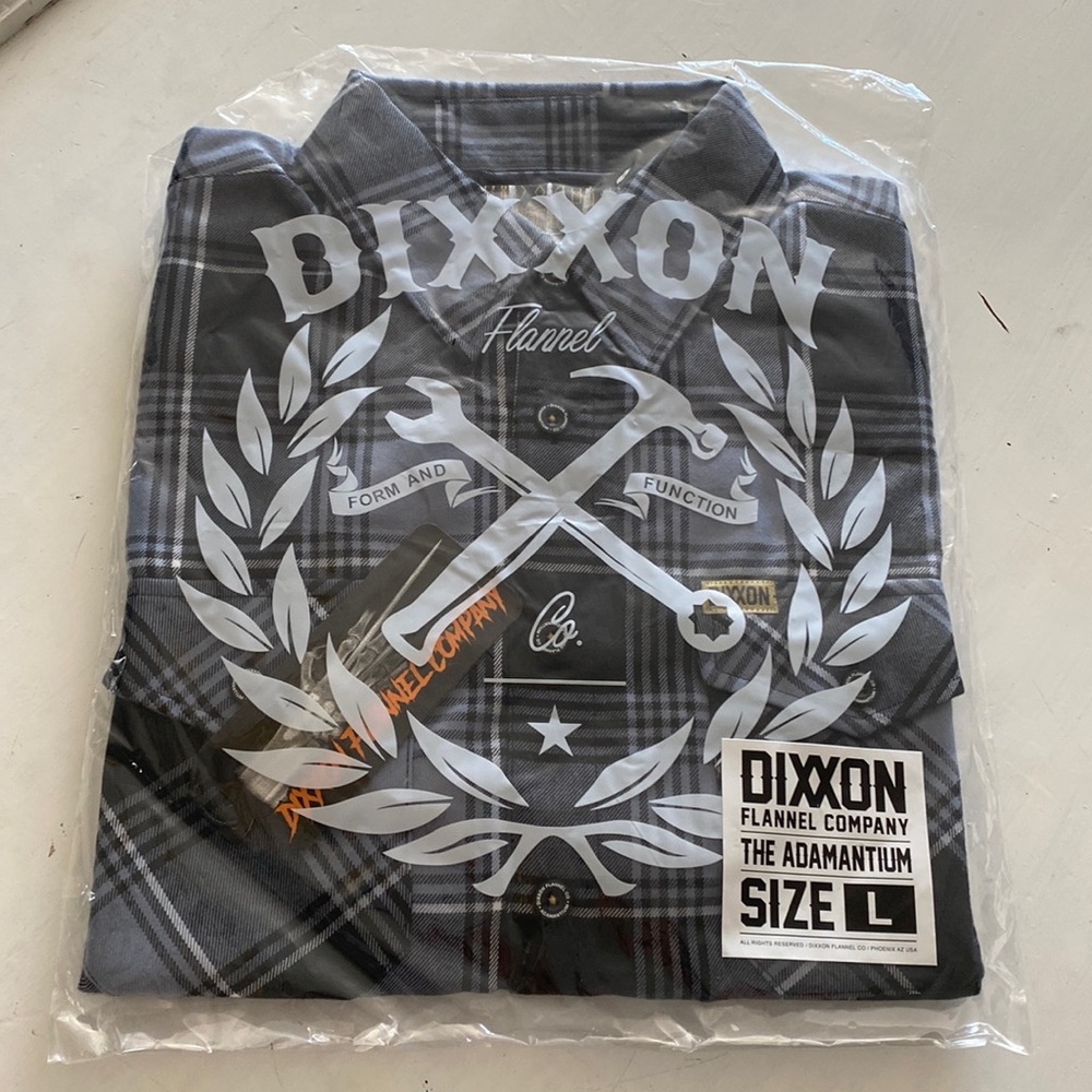 NWT- Dixxon Adamantium flannel